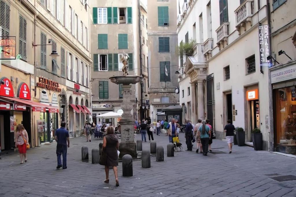 Midway Home, Nel Centro Storico Di Genova Kültér fotó